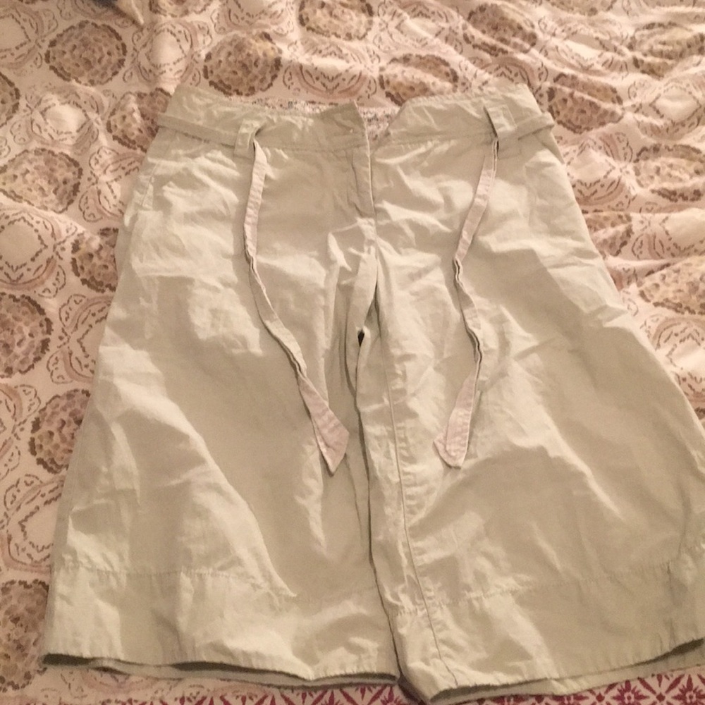 Wide-leg khaki culottes